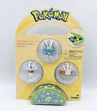 Load image into Gallery viewer, TOMY Pokemon PitaPoke Froakie Playset with accessories and carry case.