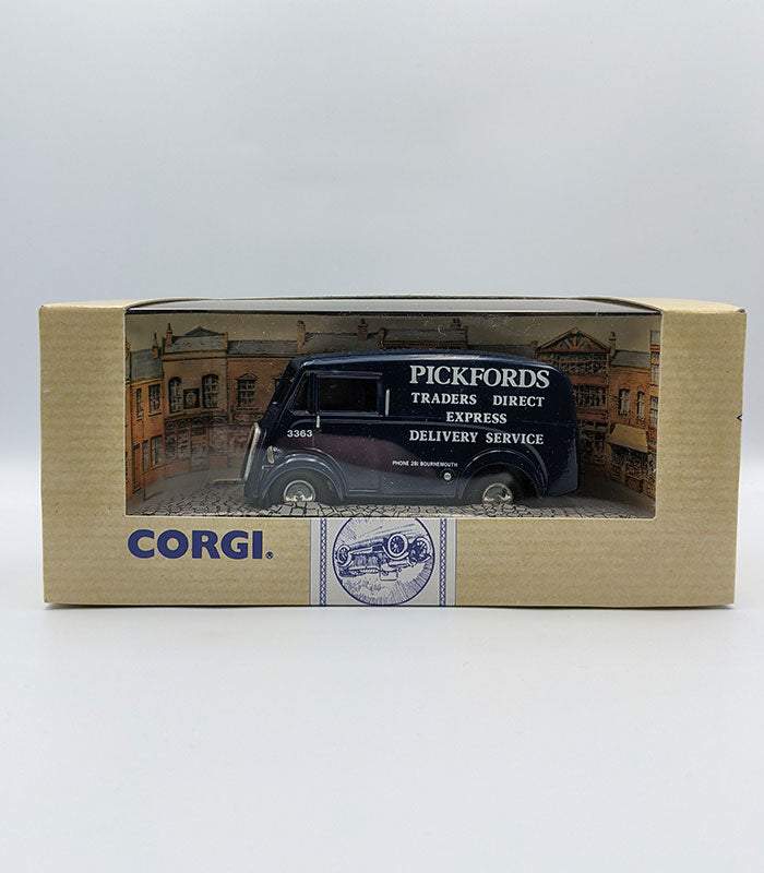 Corgi Morris J Van Pickfords die-cast model in packaging.