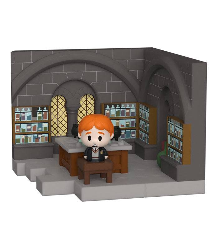 Mini Moments Potions Class featuring Ron Weasley vinyl figure set in Hogwarts potion classroom setting.