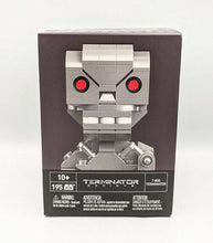 Load image into Gallery viewer, Kubros Mega Bloks T-800 Terminator construction set with 195 pieces, suitable for ages 10 and up.
