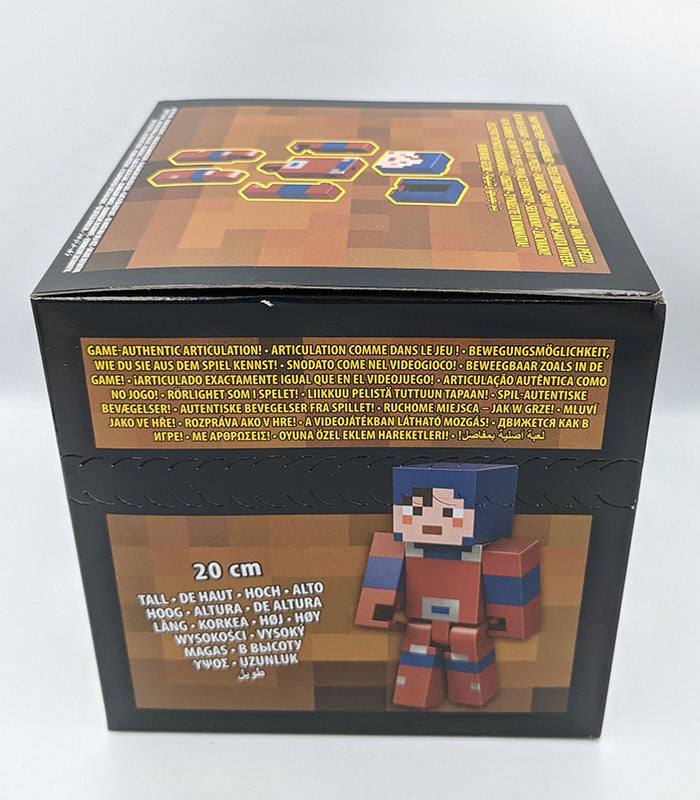 Minecraft Fusion Figure Hex box with buildable character components and 20 cm height indication.