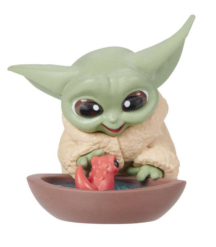 Star Wars Bounty Collection Series 4 Tadpole Friend featuring Grogu petting a tadpole.